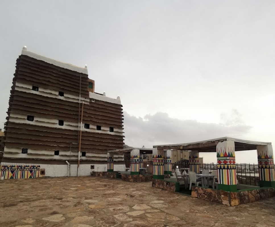 القصر التراثي بآل قزع - صورة 2